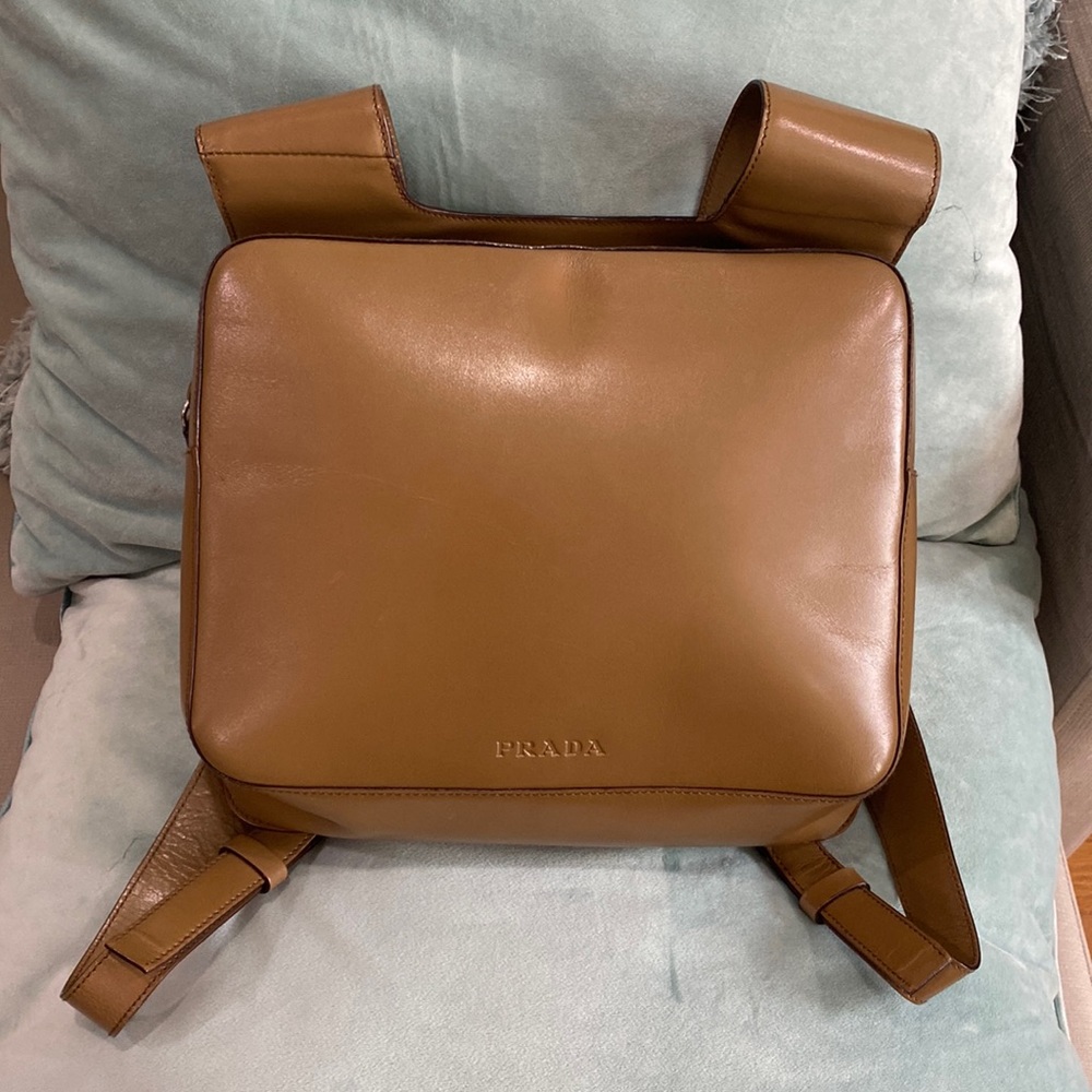 Prada leather back pack rare item, 100% authentic